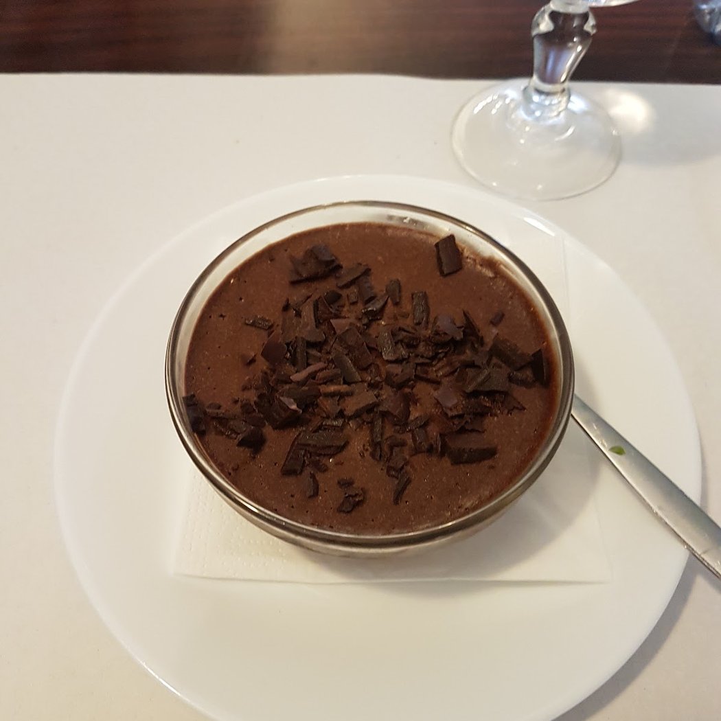 100 Stress Bar & Restaurant 1